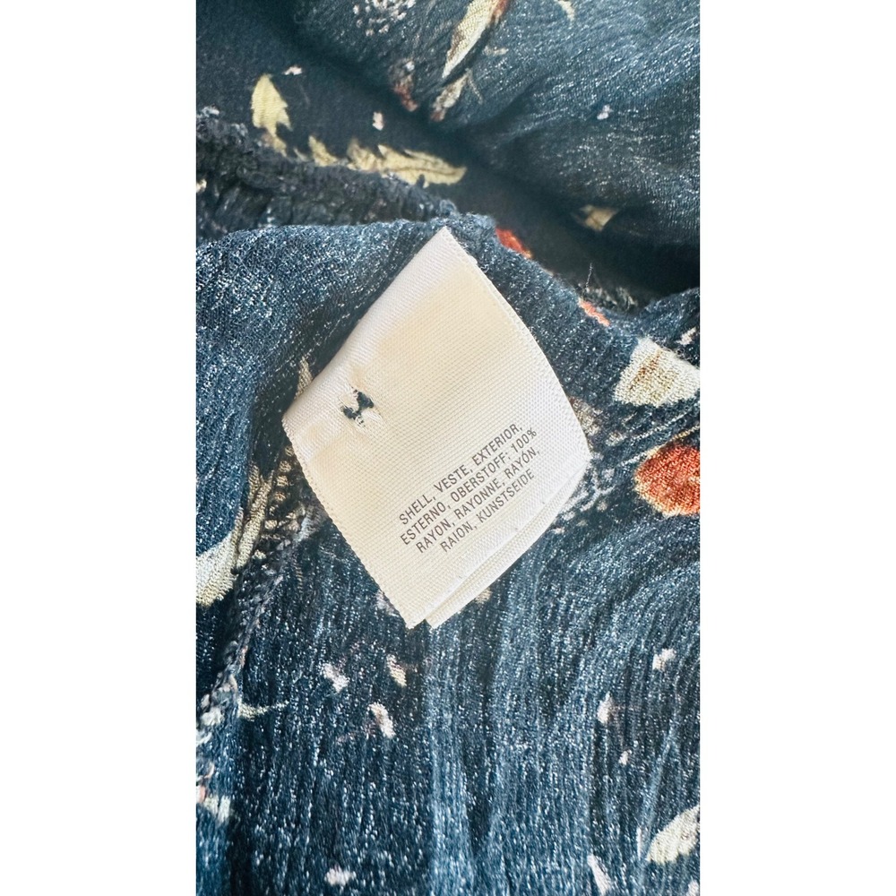 Holding Horses Anthropologie Floral Babydoll Blouse V-Neck Button Back Small - Picture 9 of 9